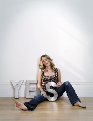 Gillian Anderson pic #233509