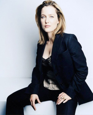 Gillian Anderson pic #83242