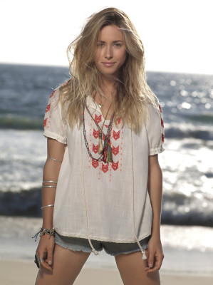 photo 15 in Gillian Zinser gallery [id327743] 2011-01-13 00:00:00