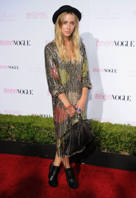 photo 16 in Gillian Zinser gallery [id327742] 2011-01-13 00:00:00