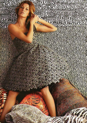 photo 18 in Gisele Bundchen gallery [id32269] -0001-11-30 00:00:00