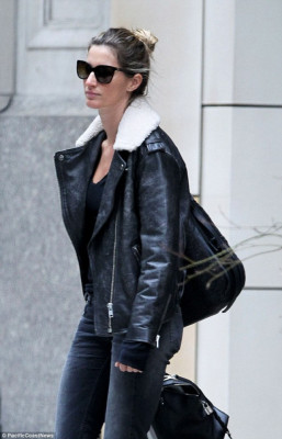 Gisele Bundchen pic #743280