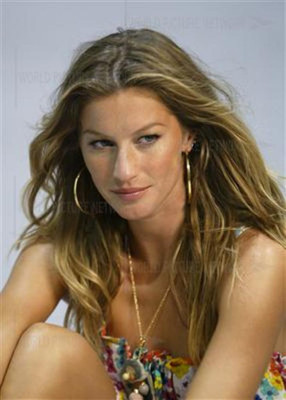 Gisele Bundchen pic #136579
