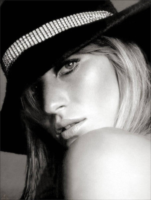 photo 11 in Gisele Bundchen gallery [id32334] -0001-11-30 00:00:00
