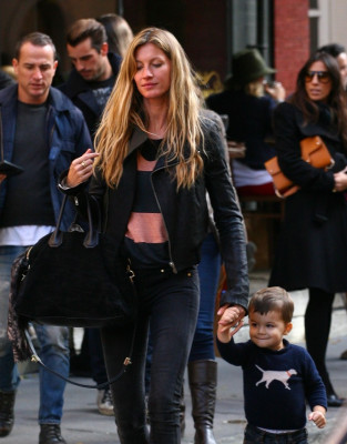 Gisele Bundchen pic #422833