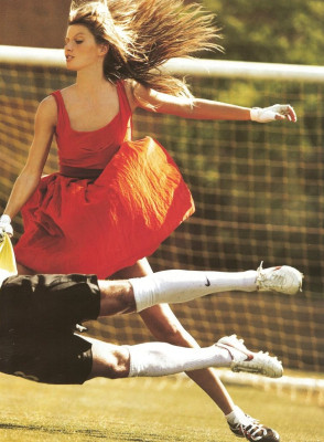 photo 18 in Gisele Bundchen gallery [id154412] 2009-05-13 00:00:00