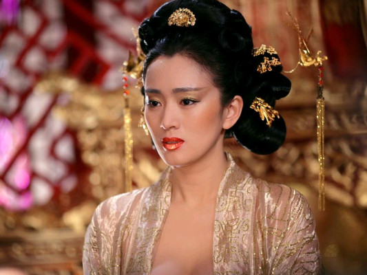 Gong Li pic #586592