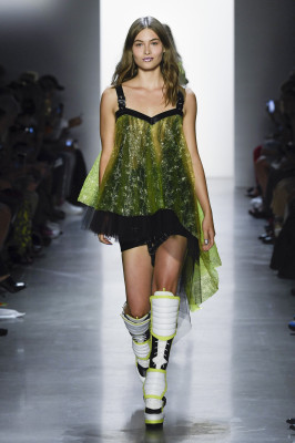 Grace Elizabeth pic #1078900