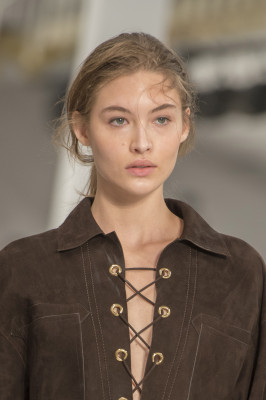 Grace Elizabeth pic #984322