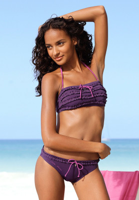 photo 18 in Gracie Carvalho gallery [id217927] 2009-12-22 00:00:00