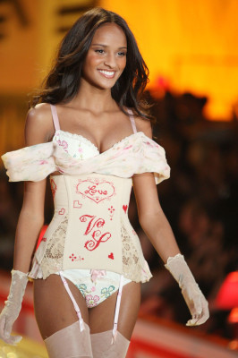 Gracie Carvalho pic #304404