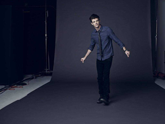 Grant Gustin pic #929728