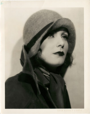 Greta Garbo pic #269910