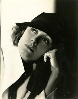 Greta Garbo pic #374089