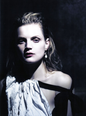 Guinevere van Seenus pic #204124