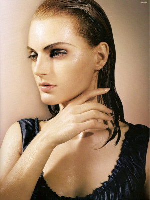 Guinevere van Seenus pic #286887