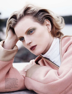 Guinevere van Seenus pic #512532