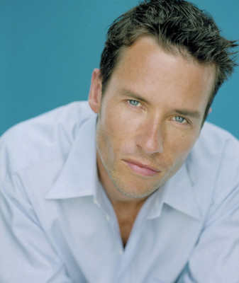 photo 13 in Guy Pearce gallery [id278568] 2010-08-17 00:00:00