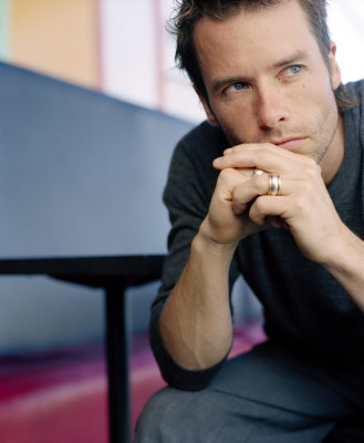 photo 8 in Guy Pearce gallery [id215450] 2009-12-17 00:00:00