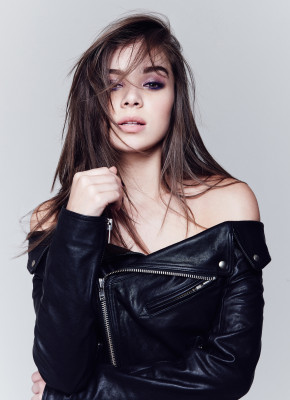 Hailee Steinfeld pic #895122
