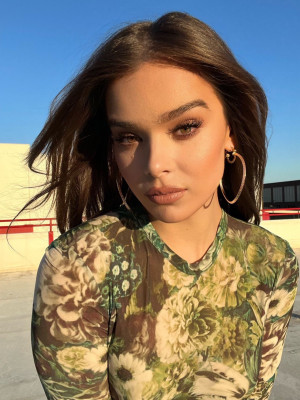 Hailee Steinfeld pic #1277921
