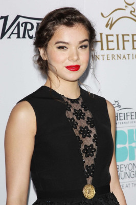 Hailee Steinfeld pic #726046