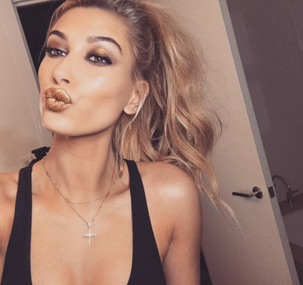 Hailey Baldwin pic #891467