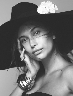Hailey Baldwin pic #1356957