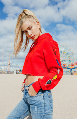 Hailey Baldwin pic #889669