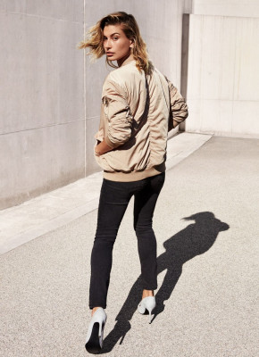 Hailey Baldwin pic #909419
