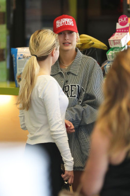 Hailey Baldwin pic #969596
