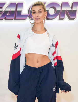 Hailey Baldwin pic #1067904