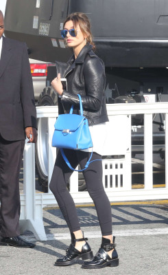 Hailey Baldwin pic #824399