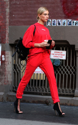 Hailey Baldwin pic #929281