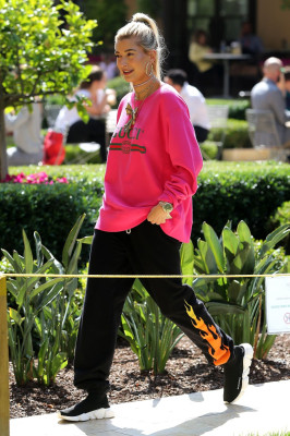 Hailey Baldwin pic #940265