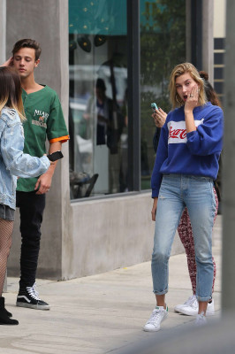 Hailey Baldwin pic #919068