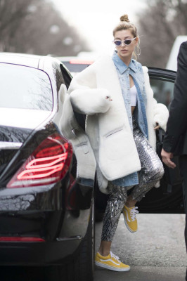 Hailey Baldwin pic #913871