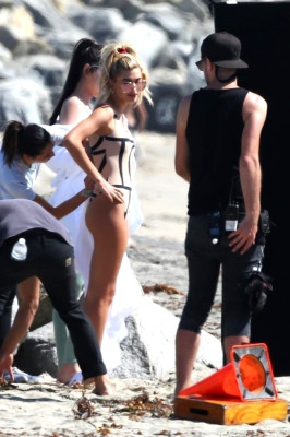 Hailey Baldwin pic #973162