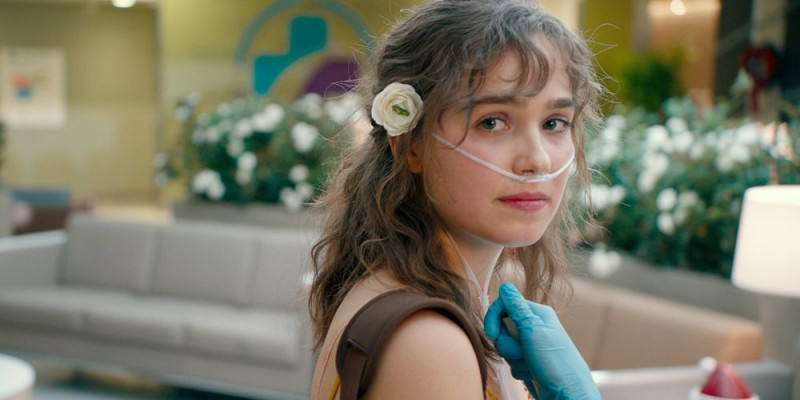 Haley Lu Richardson pic #1179994