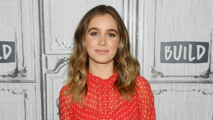 Haley Lu Richardson pic #1180466