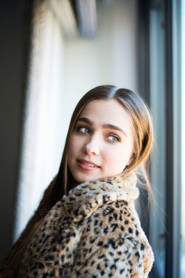 Haley Lu Richardson pic #1179977