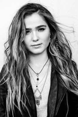 Haley Lu Richardson pic #1180482