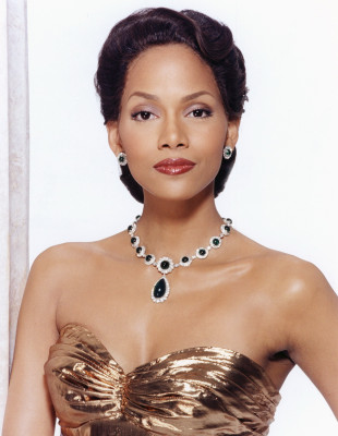 photo 15 in Halle Berry gallery [id209884] 2009-12-04 00:00:00