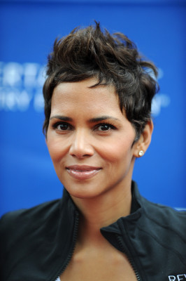 photo 24 in Halle Berry gallery [id376729] 2011-05-11 00:00:00