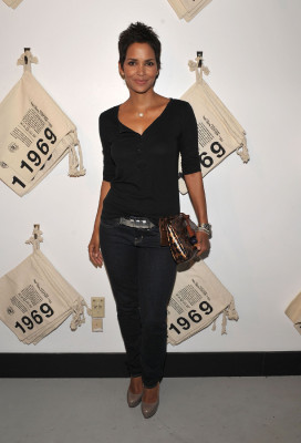 photo 28 in Halle Berry gallery [id882935] 2016-10-09 00:00:00