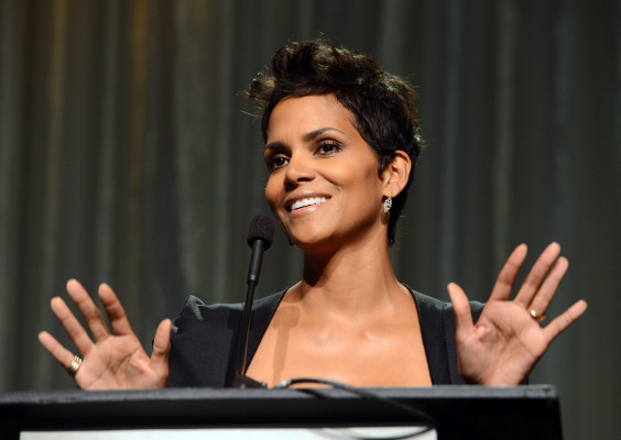 photo 23 in Halle Berry gallery [id541690] 2012-10-11 00:00:00