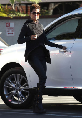 photo 8 in Halle Berry gallery [id570325] 2013-01-25 00:00:00