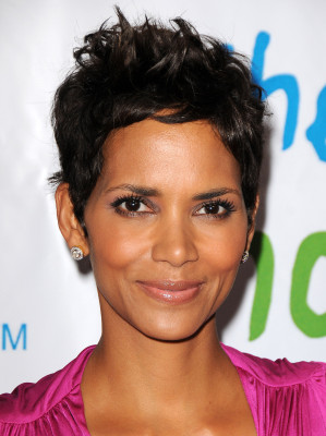 photo 7 in Halle Berry gallery [id370323] 2011-04-20 00:00:00