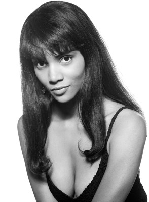 photo 11 in Halle Berry gallery [id184860] 2009-09-28 00:00:00