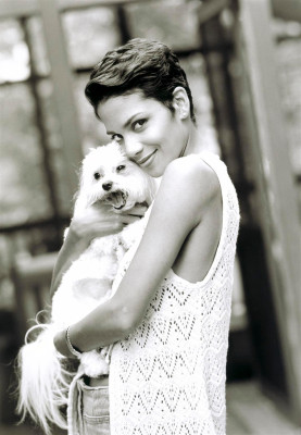 photo 5 in Halle Berry gallery [id125754] 2009-01-10 00:00:00
